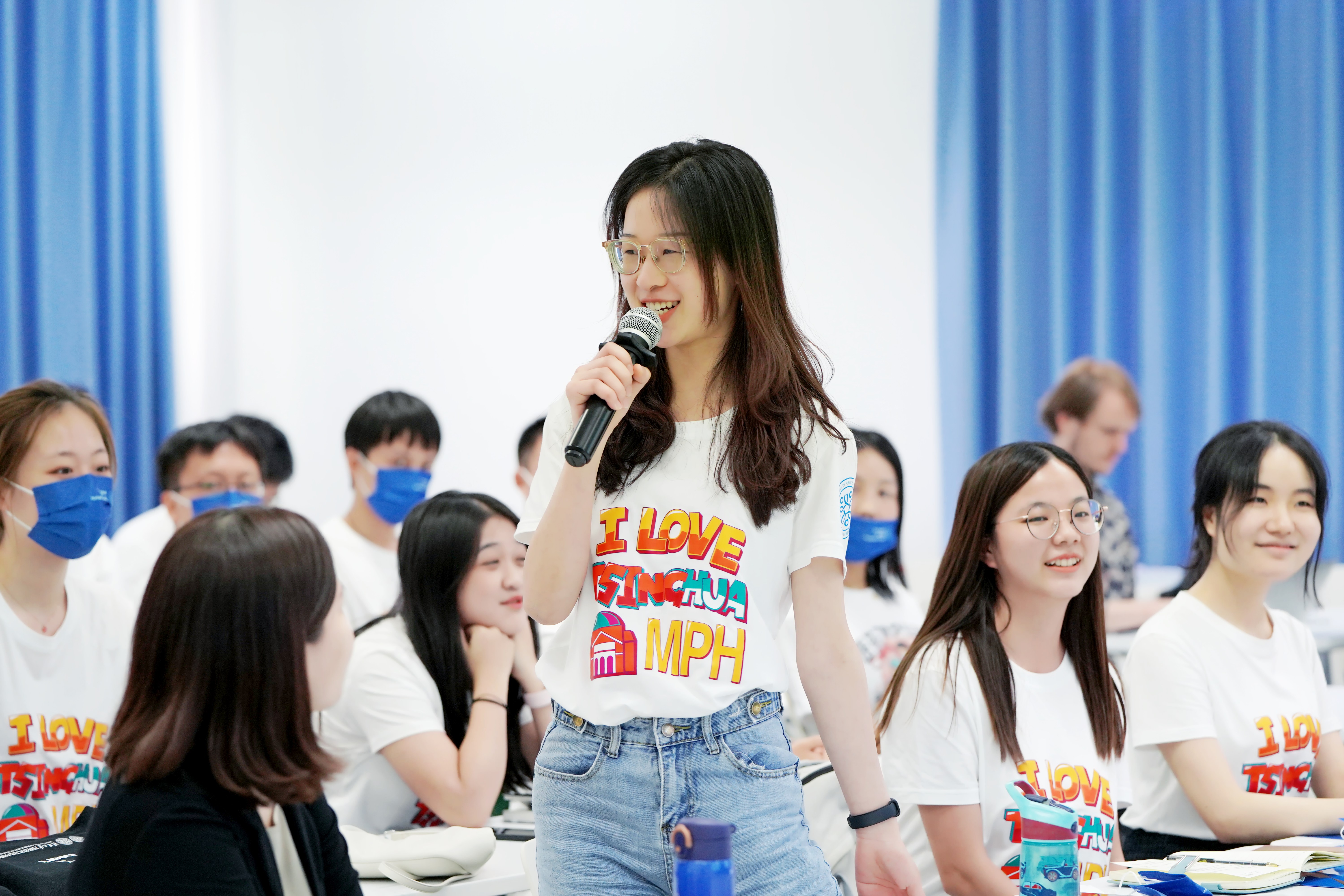 直击清华拷贝漫画
2022年开学典礼！一同开启新学期